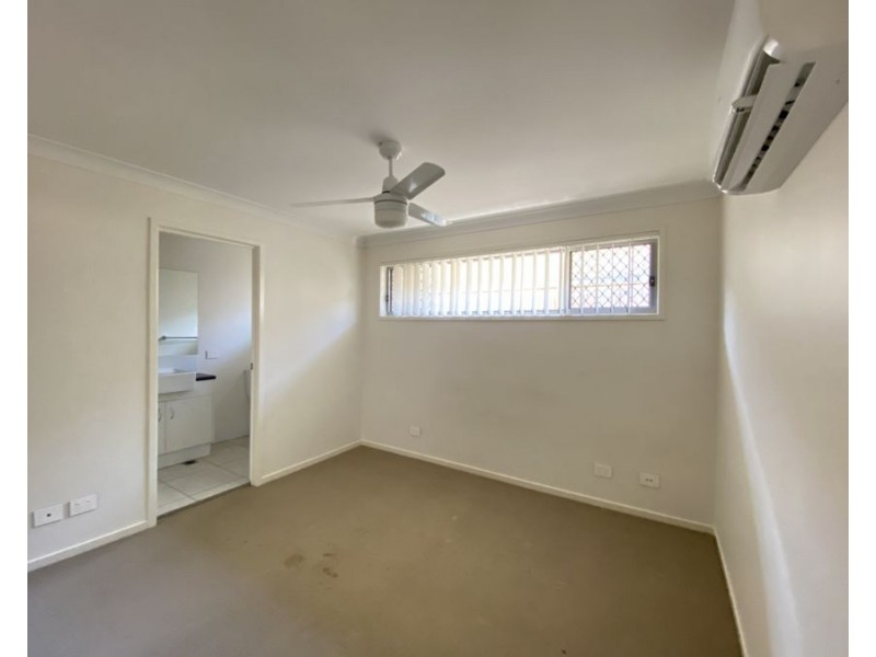 1/87 Tempest Cct, Redbank Plains QLD 4301