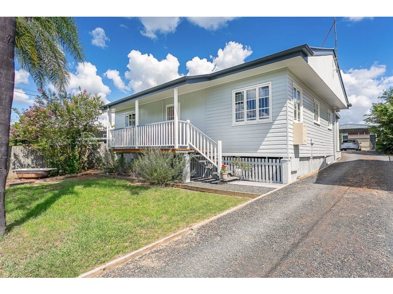 6 Challinor Street, West Ipswich QLD 4305