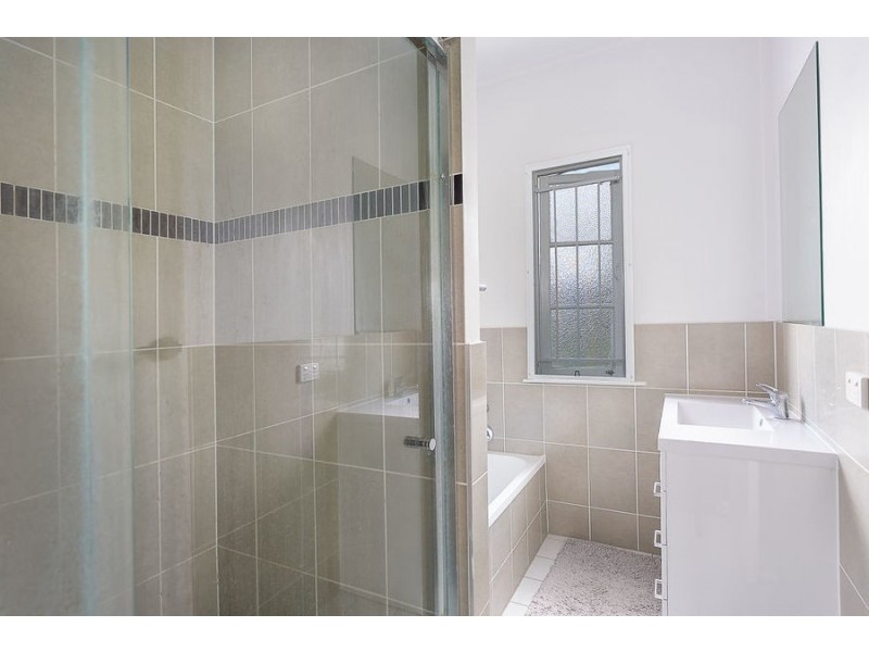 6 Challinor Street, West Ipswich QLD 4305