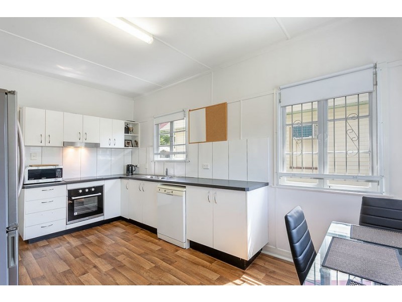 6 Challinor Street, West Ipswich QLD 4305