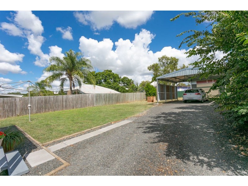 6 Challinor Street, West Ipswich QLD 4305