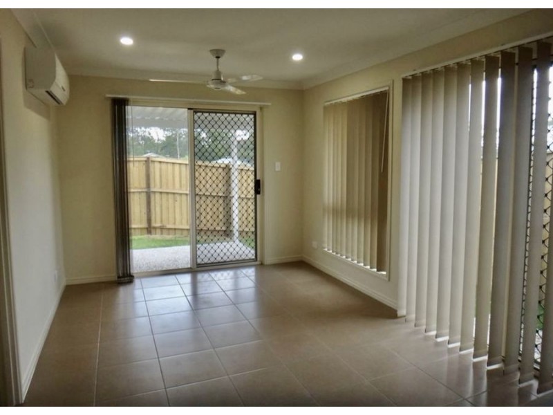 2/18 Surprize Ave, Brassall QLD 4305