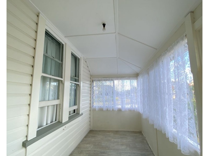 16 Railway St, East Ipswich QLD 4305
