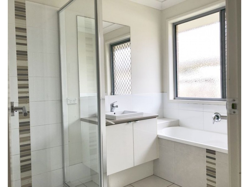 4 Littleford Circuit, Bundamba QLD 4304