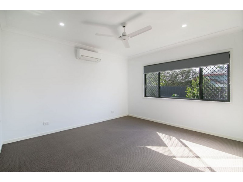 9A Edward St, One Mile QLD 4305