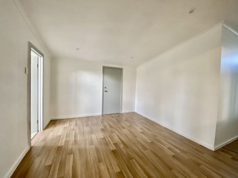 16 Hooper St, West Ipswich QLD 4305