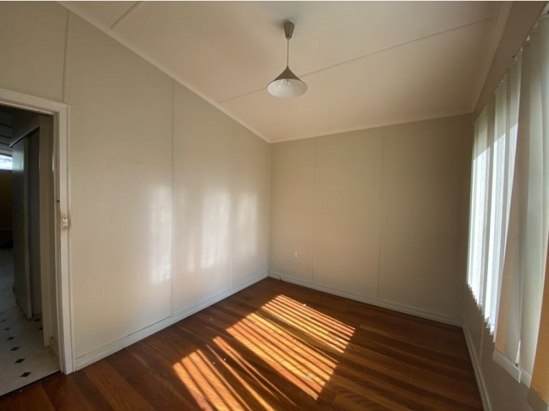 198 Cascade St, Raceview QLD 4305