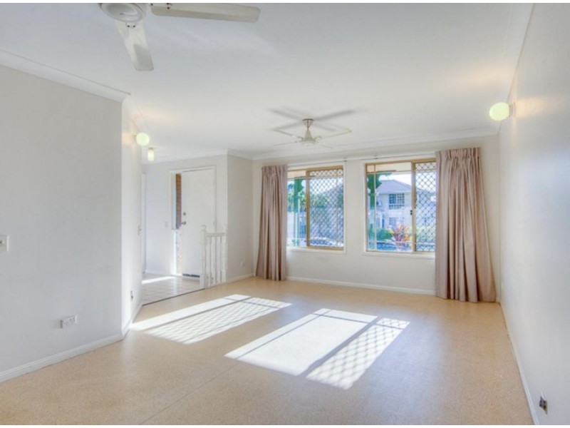 54 Jonquil Cct, Flinders View QLD 4305