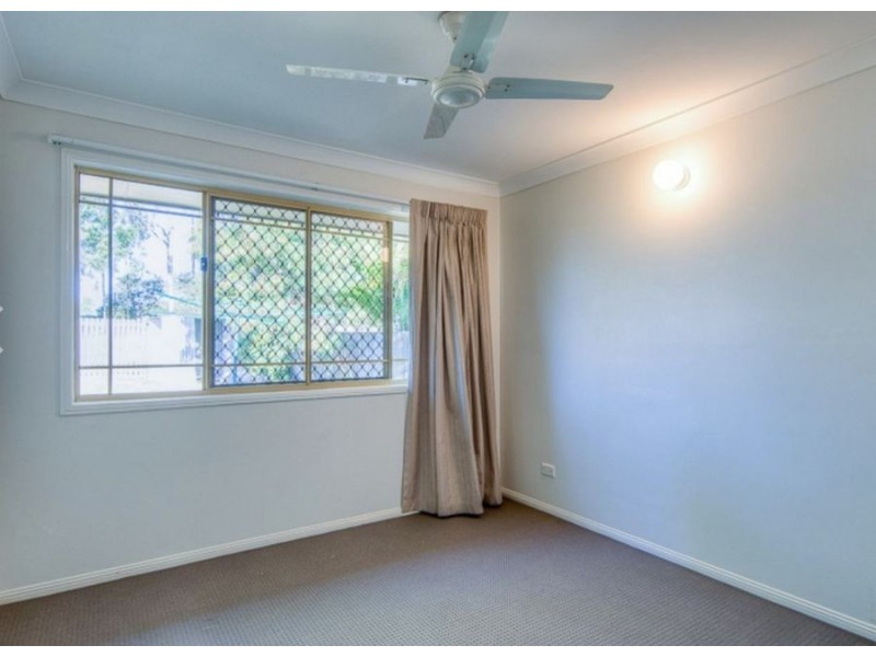 54 Jonquil Cct, Flinders View QLD 4305