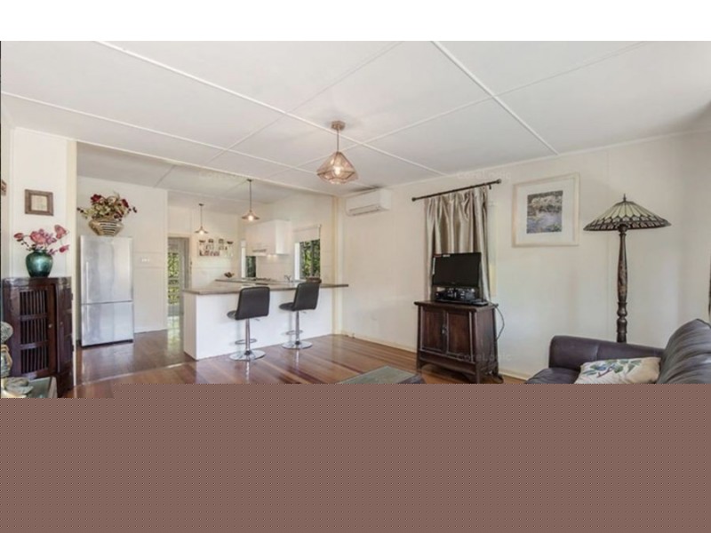 11 Pryde Street, Woodend QLD 4305