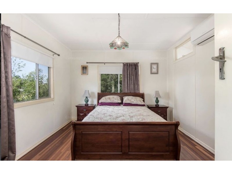 11 Pryde Street, Woodend QLD 4305