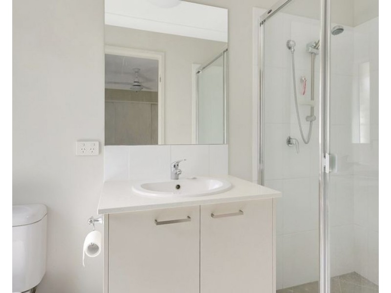 1/66 Aramac St, Brassall QLD 4305