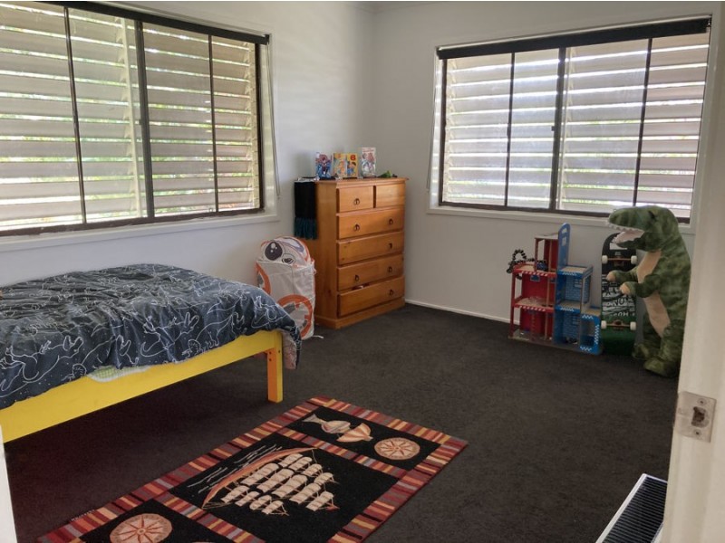 69 Vogel Rd, Brassall QLD 4305