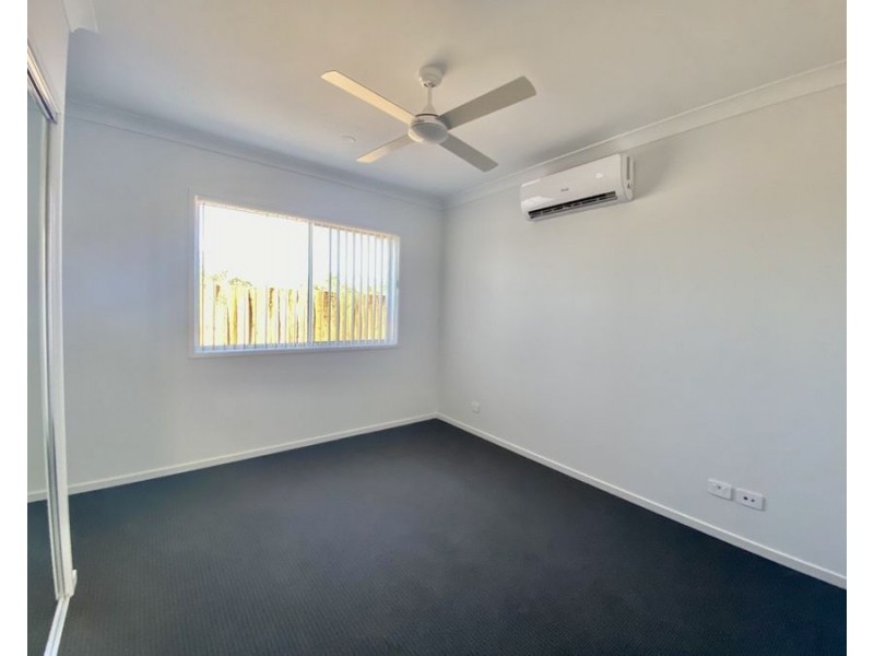 35 Blackberry Way, Ripley QLD 4306