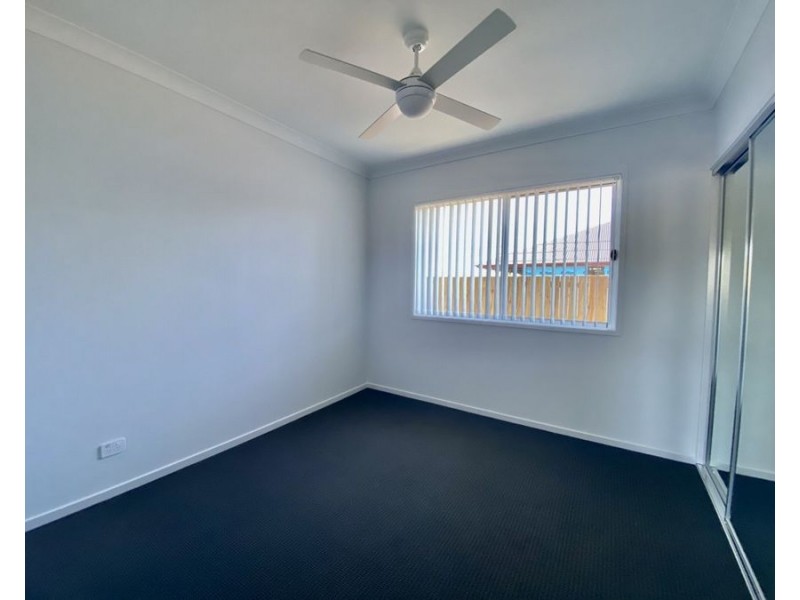 35 Blackberry Way, Ripley QLD 4306