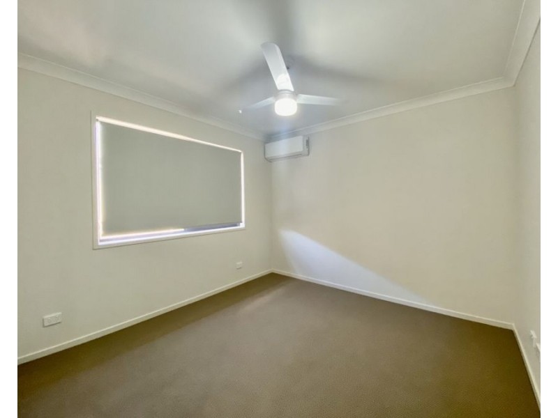 2/48 Sapphire Crs, Redbank Plains QLD 4301