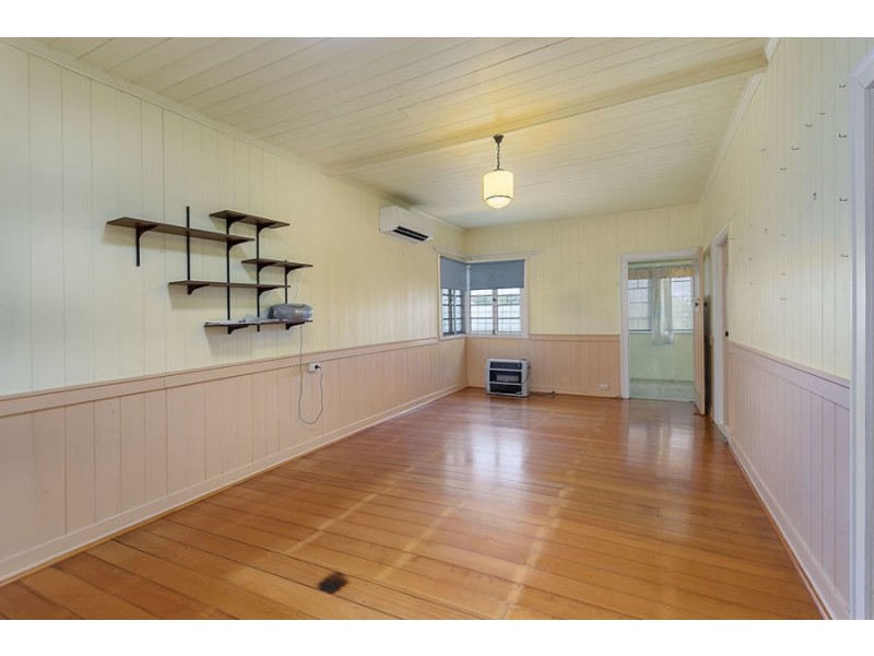 40 Rex Street, Eastern Heights QLD 4305