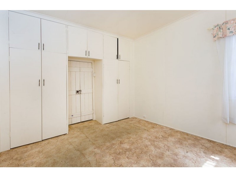 40 Rex Street, Eastern Heights QLD 4305