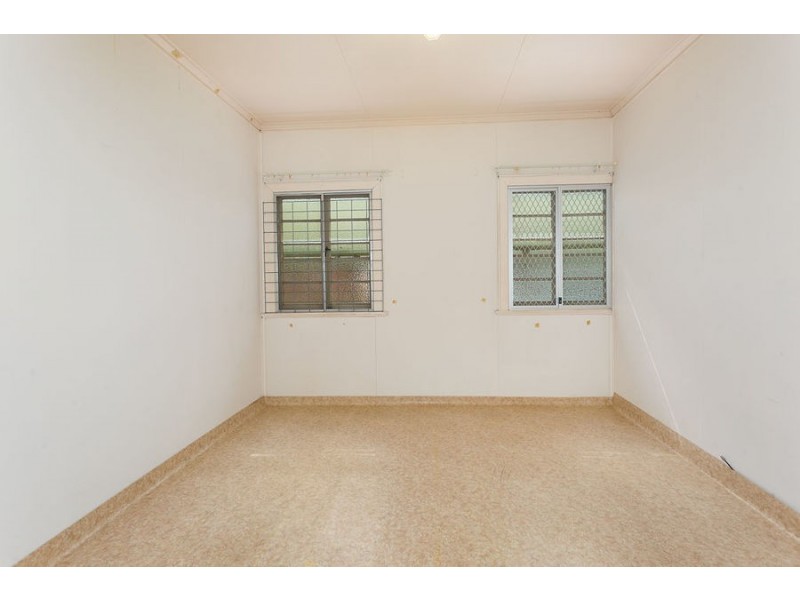 40 Rex Street, Eastern Heights QLD 4305