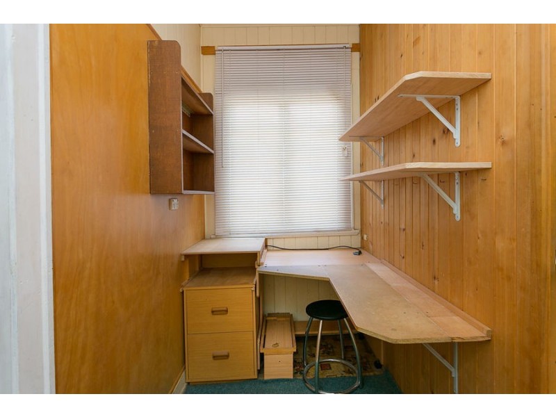 40 Rex Street, Eastern Heights QLD 4305