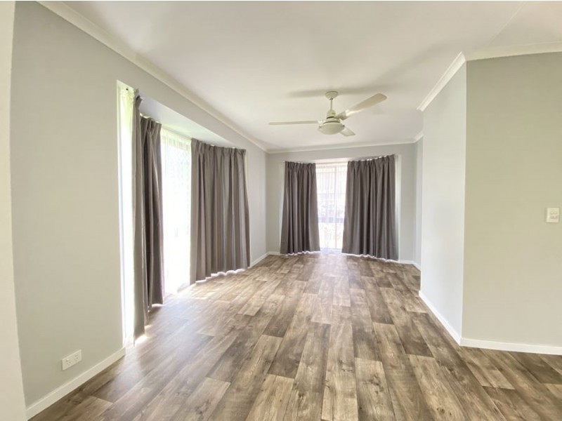 129 Collingwood Dr, Collingwood Park QLD 4301
