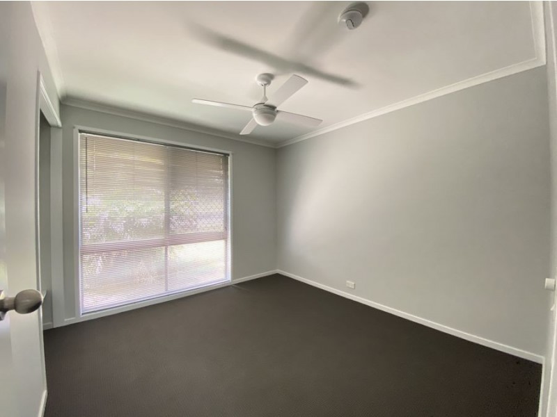 129 Collingwood Dr, Collingwood Park QLD 4301
