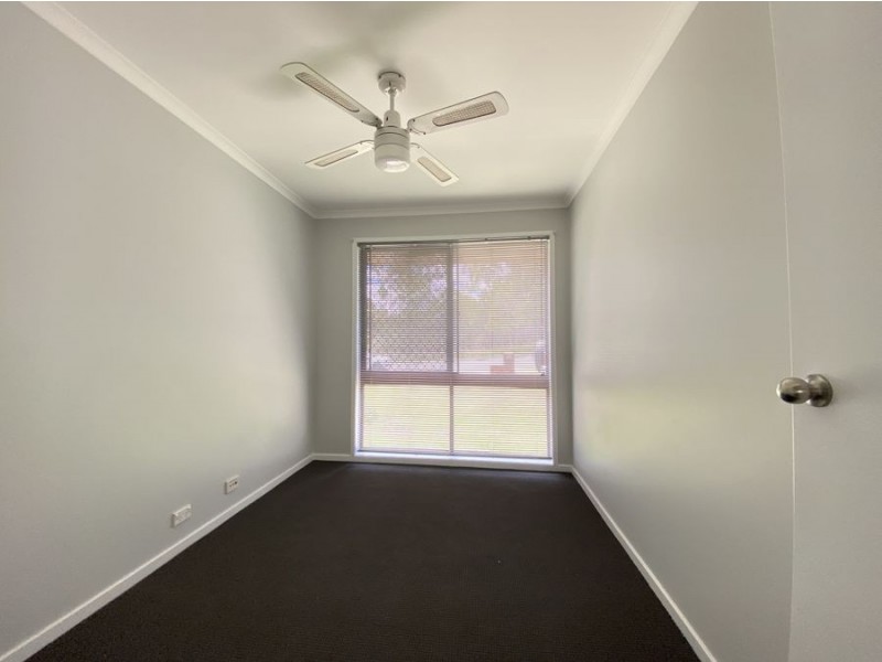 129 Collingwood Dr, Collingwood Park QLD 4301