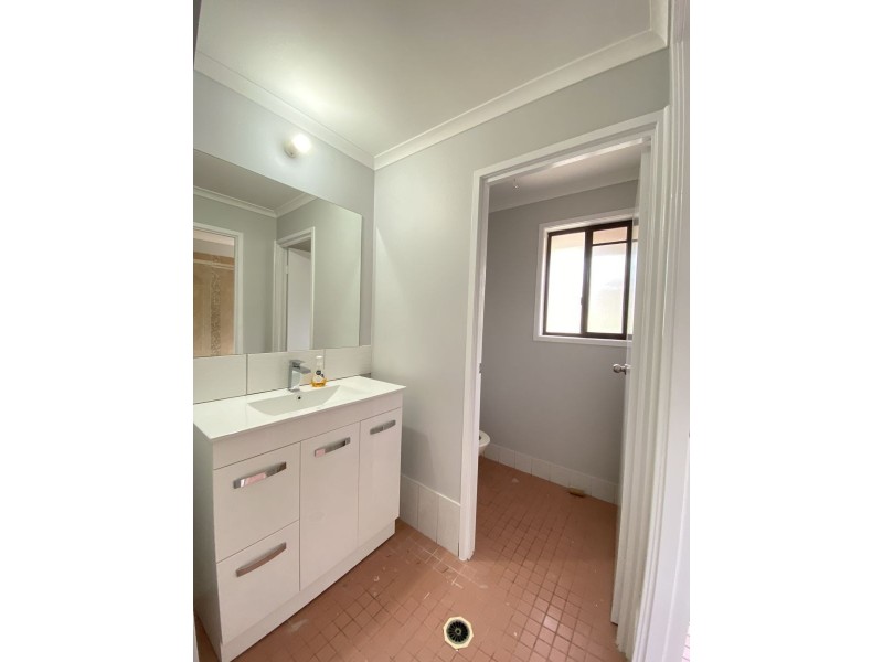 129 Collingwood Dr, Collingwood Park QLD 4301