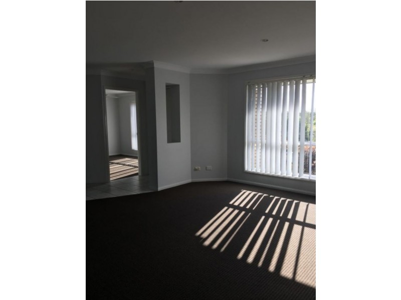 14 McCubbin Ct, Goodna QLD 4300