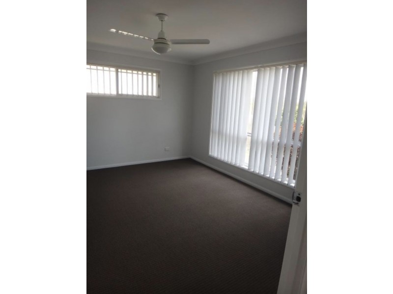 14 McCubbin Ct, Goodna QLD 4300