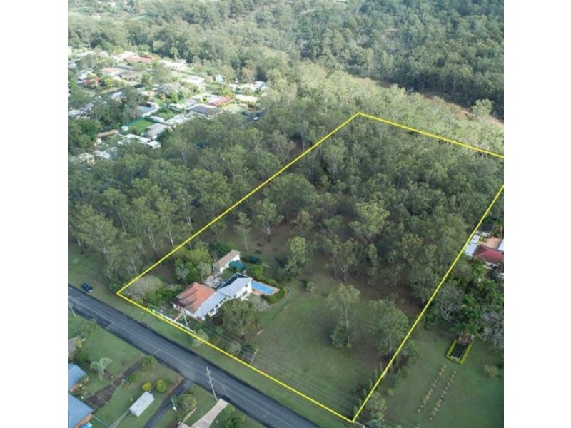 66 Cranes Rd, North Ipswich QLD 4305