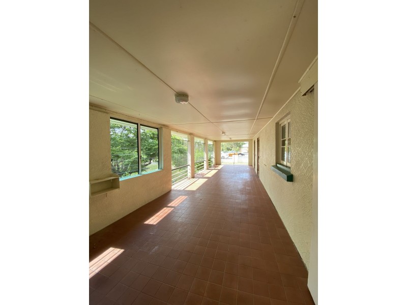 66 Cranes Rd, North Ipswich QLD 4305