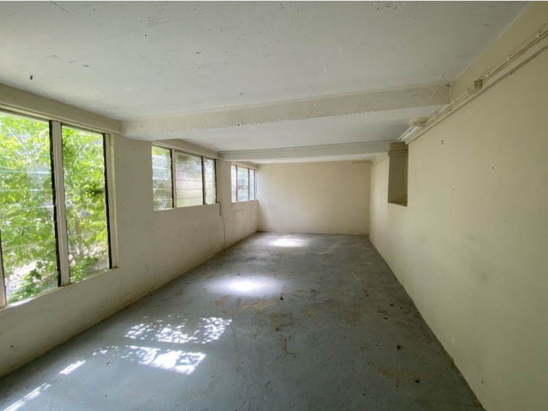 66 Cranes Rd, North Ipswich QLD 4305