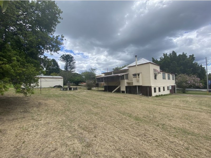 15 Salisbury Rd, Ipswich QLD 4305