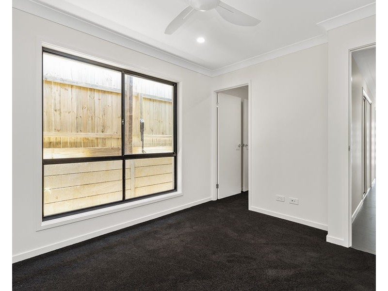 12 Carnelian Crs, Collingwood Park QLD 4301