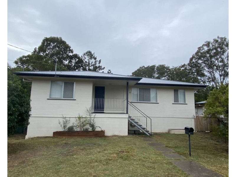 9 Trumper St, East Ipswich QLD 4305