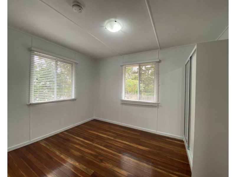 9 Trumper St, East Ipswich QLD 4305