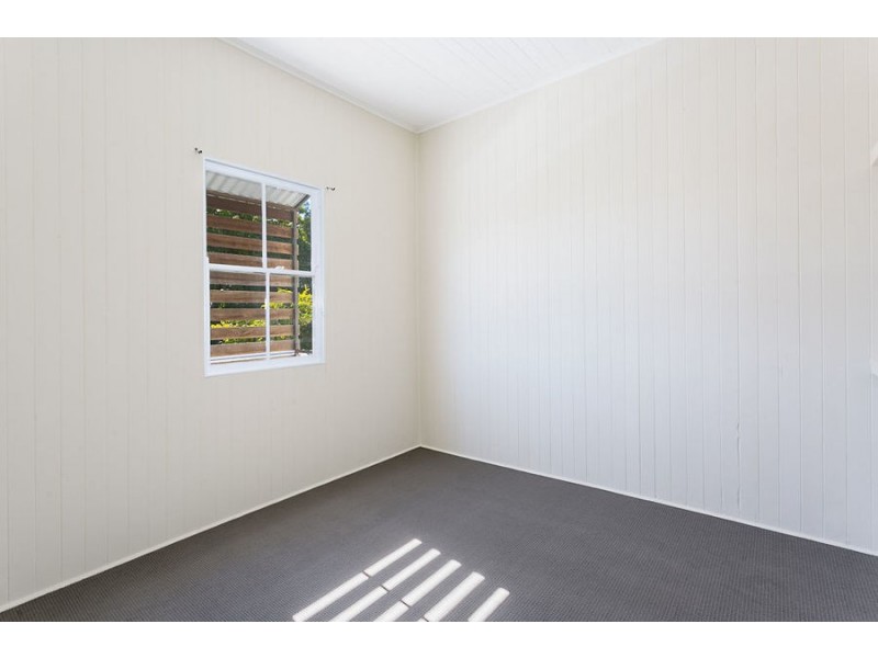 26 Lusitania Street, Newtown QLD 4305