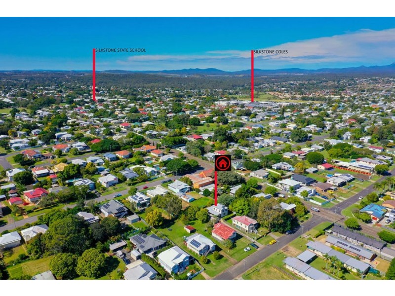 26 Lusitania Street, Newtown QLD 4305