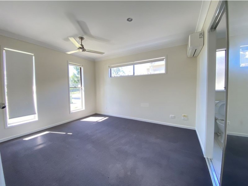 40 Glorious Promenade, Redbank Plains QLD 4301