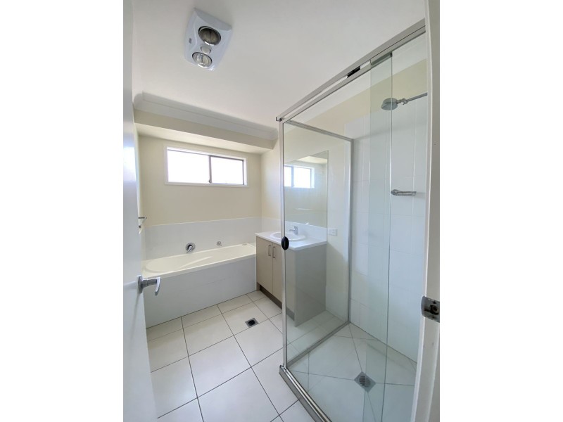 40 Glorious Promenade, Redbank Plains QLD 4301