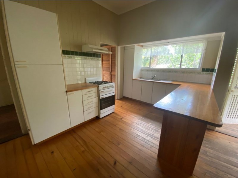13 Salisbury Rd, Ipswich QLD 4305