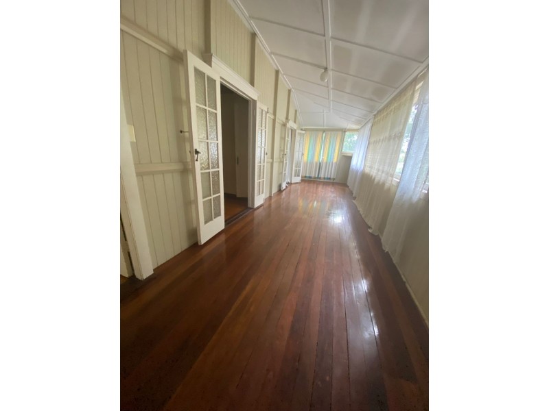 13 Salisbury Rd, Ipswich QLD 4305