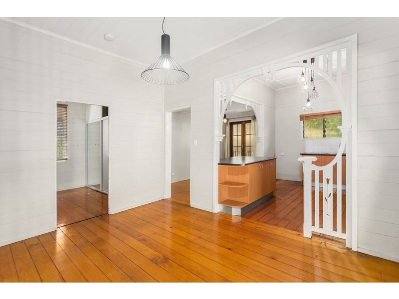 53 Hill Street, North Ipswich QLD 4305