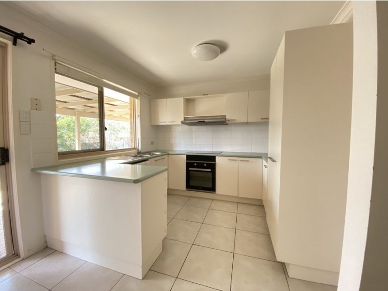 34 Highmead Dr, Brassall QLD 4305
