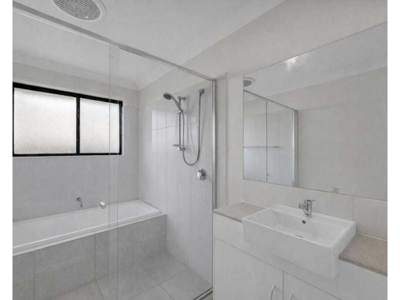 63 Cotton Crs, Redbank Plains QLD 4301