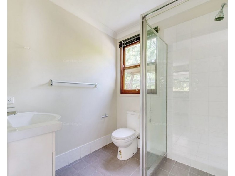 26 Lusitania St, Newtown QLD 4305