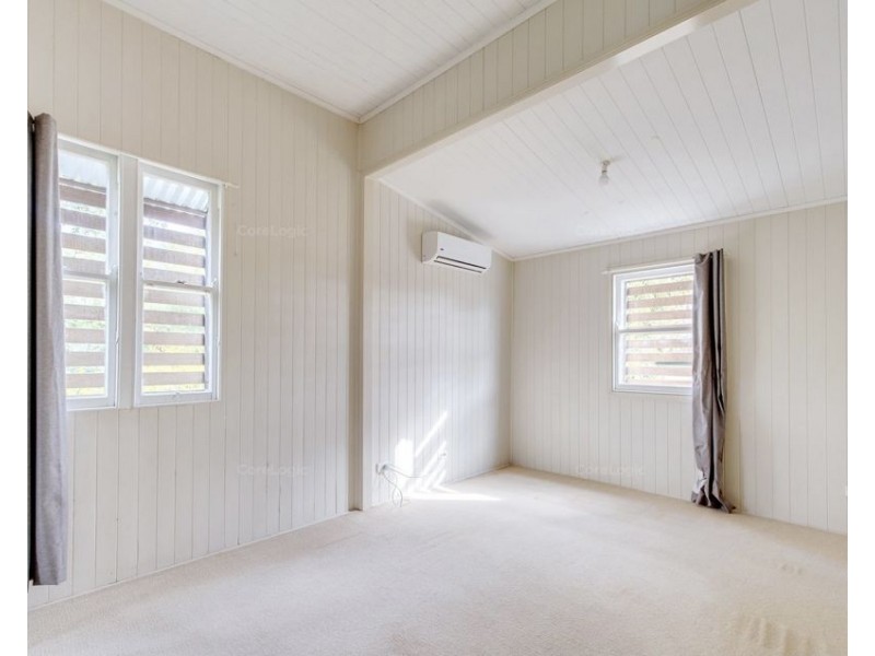 26 Lusitania St, Newtown QLD 4305