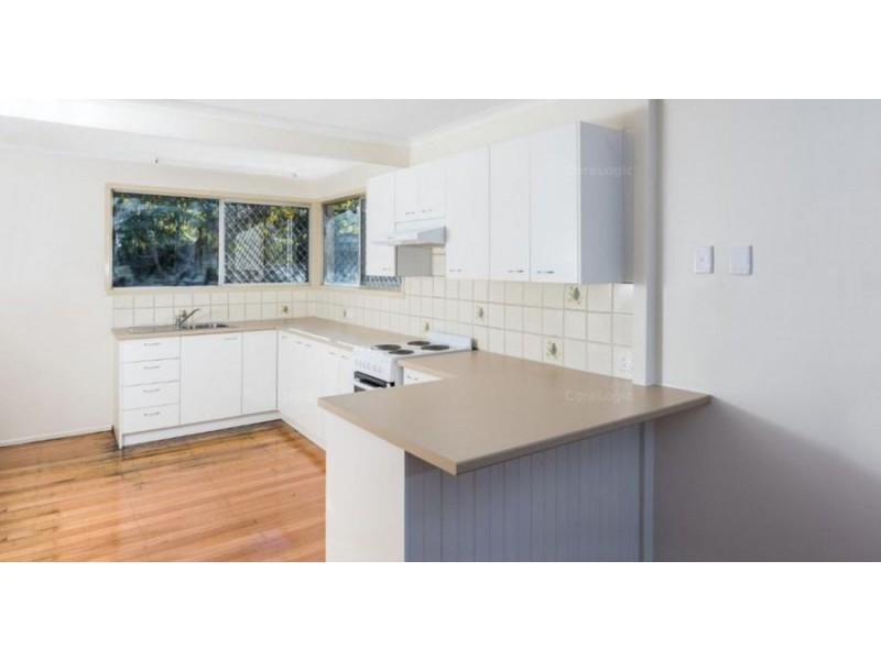 4 Kraatz Ave, Loganlea QLD 4131