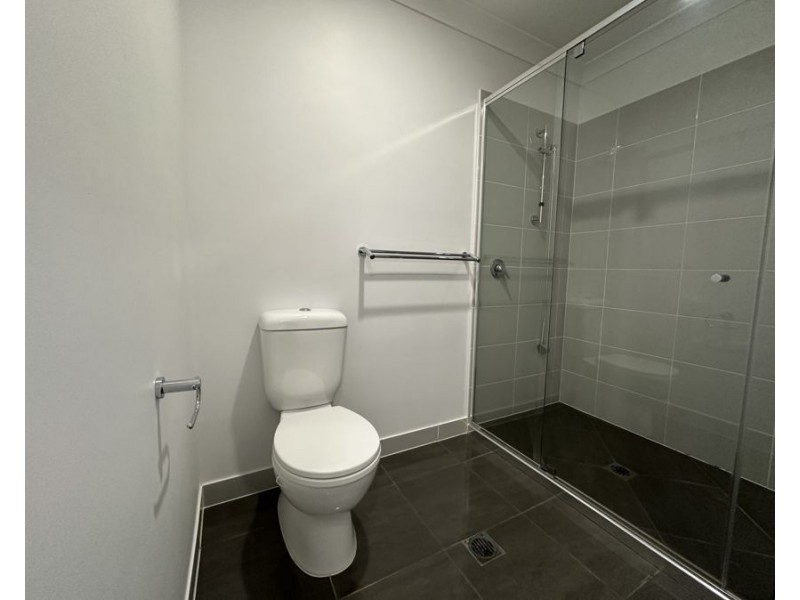 2/67 Montana Cct, Logan Reserve QLD 4133